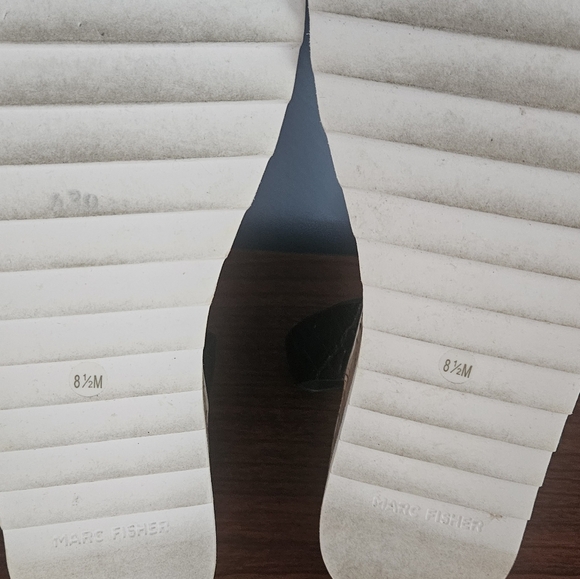 Marc Fisher Platform Wedge Sandals Black Croc Print Ankle Strap Size 8.5 NWOT - Picture 8 of 9